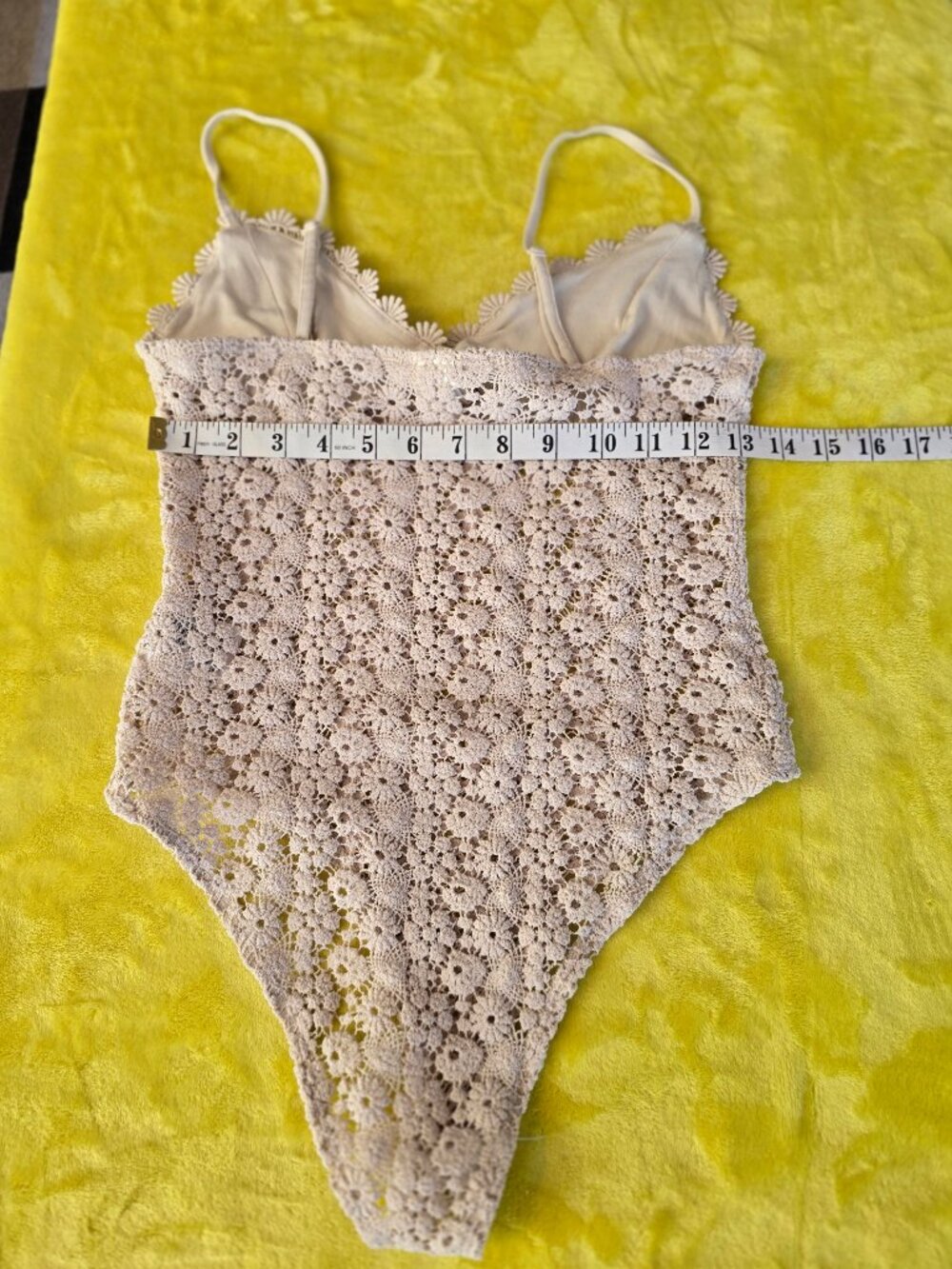 H&M medium cream crocheted lace body suit